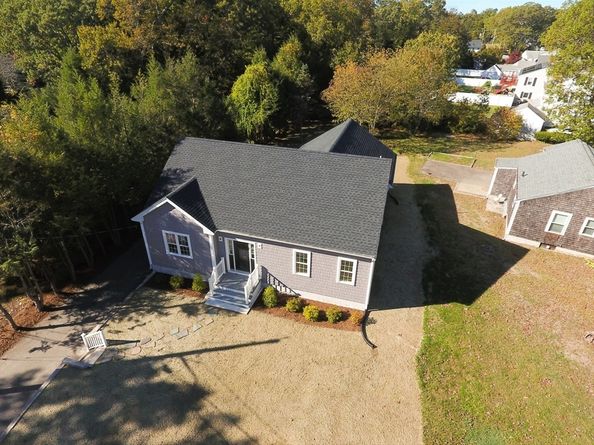 7 N Winnifred Rd, Brockton MA 02301