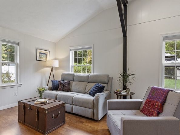 38 Ruthellen Road, Chelmsford MA 01824