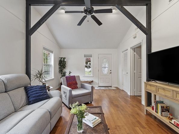 38 Ruthellen Road, Chelmsford MA 01824