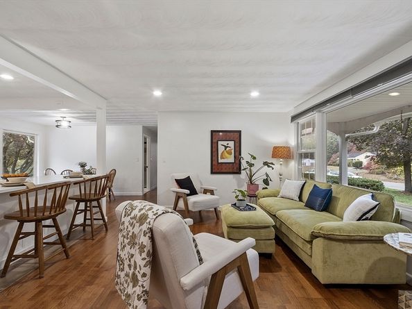 38 Ruthellen Road, Chelmsford MA 01824