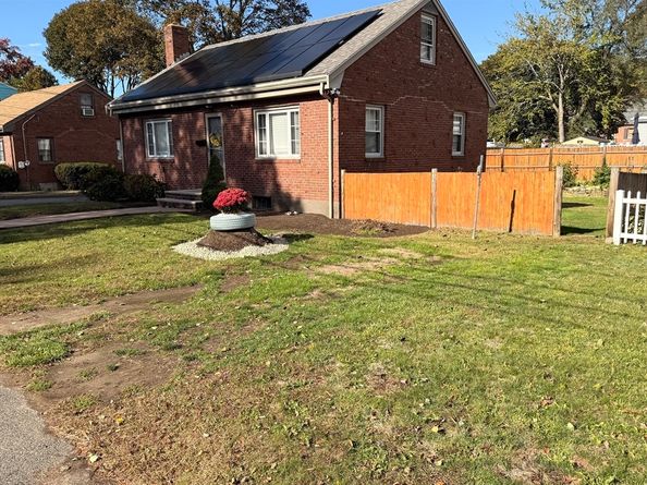 68 Sutcliffe Rd, Lynn MA 01904