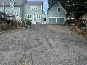 114 Lovell St, Worcester MA 01603