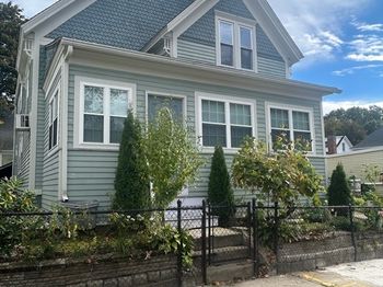 114 Lovell St