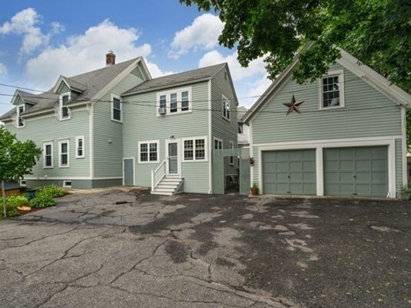 114 Lovell St, Worcester MA 01603