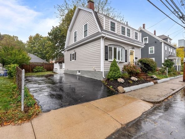 108 Warren St, Arlington MA 02474