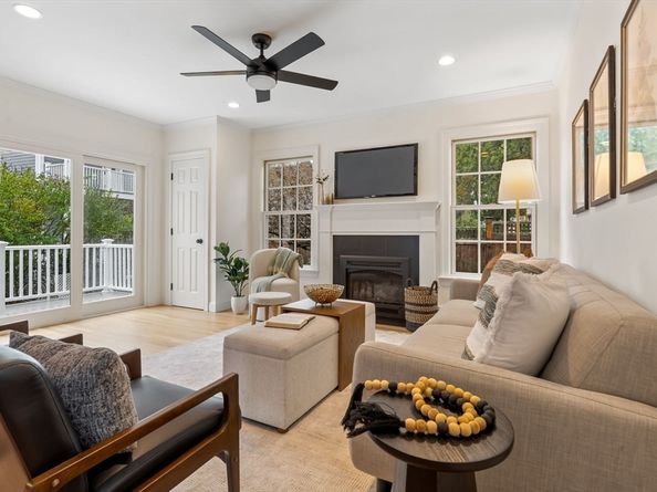 108 Warren St, Arlington MA 02474