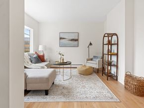 108 Warren St, Arlington MA 02474