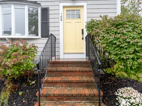 108 Warren St, Arlington MA 02474