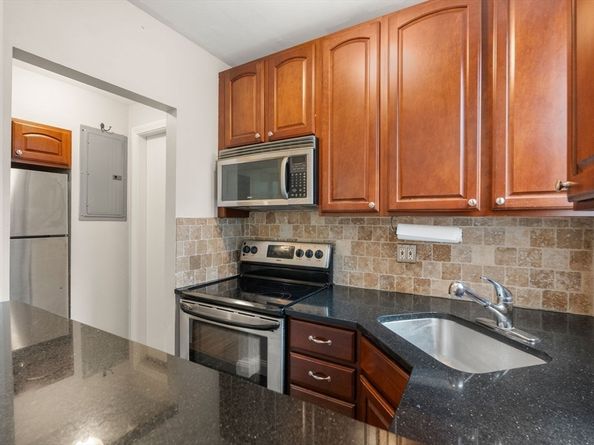 362 Commonwealth Ave. 6D, Boston MA 02115