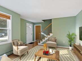 59 Santoro Rd, Worcester MA 01606