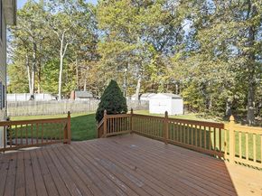 59 Santoro Rd, Worcester MA 01606