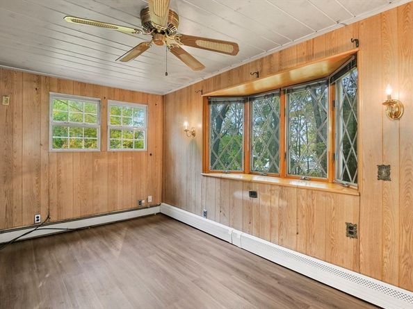 145 Loxwood Street, Worcester MA 01604