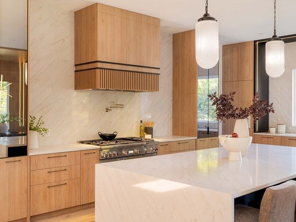 120 Stanley Rd, Newton MA 02468
