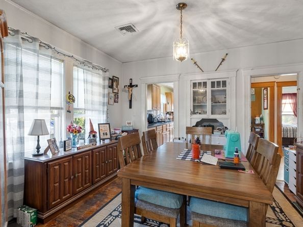 15-17 Elmwood Ave, Watertown MA 02472