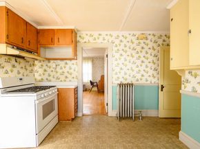 131 Mutton Ln, Weymouth MA 02189
