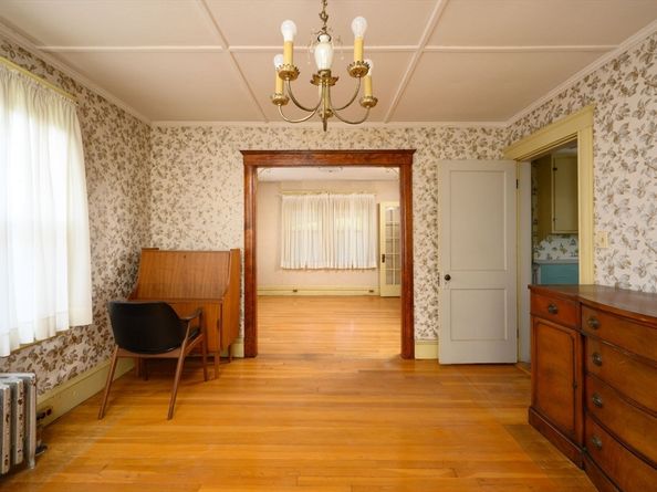 131 Mutton Ln, Weymouth MA 02189