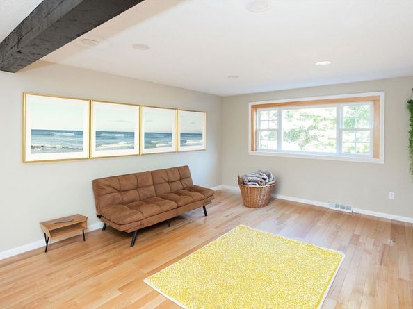 20 Hemlock Cir 20, Millis MA 02054