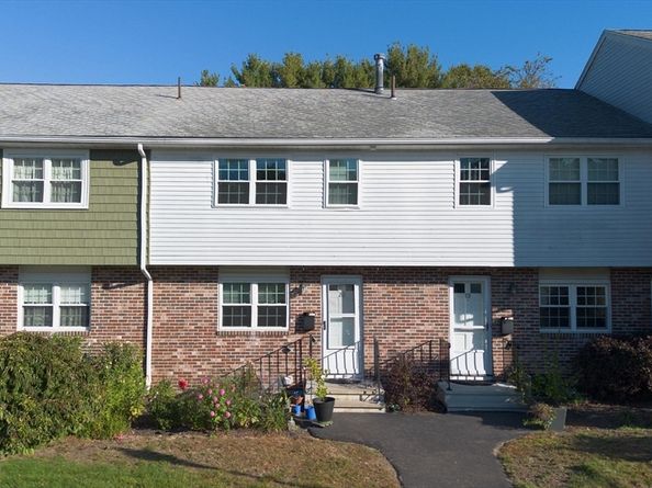 20 Hemlock Cir 20, Millis MA 02054