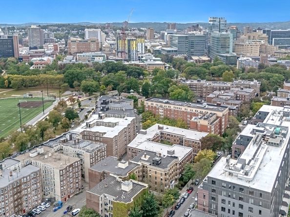 62 Queensberry St 204, Boston MA 02215