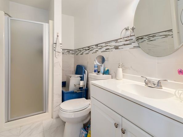 292 Salem St 101, Revere MA 02151