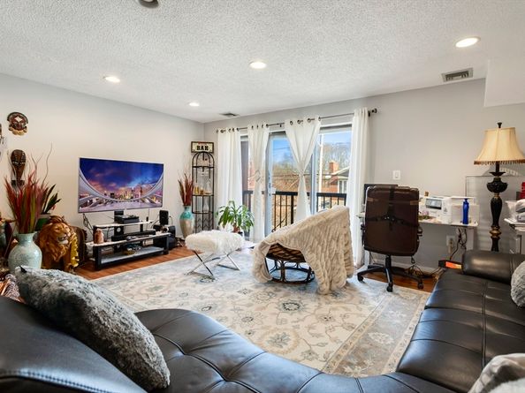 292 Salem St 101, Revere MA 02151