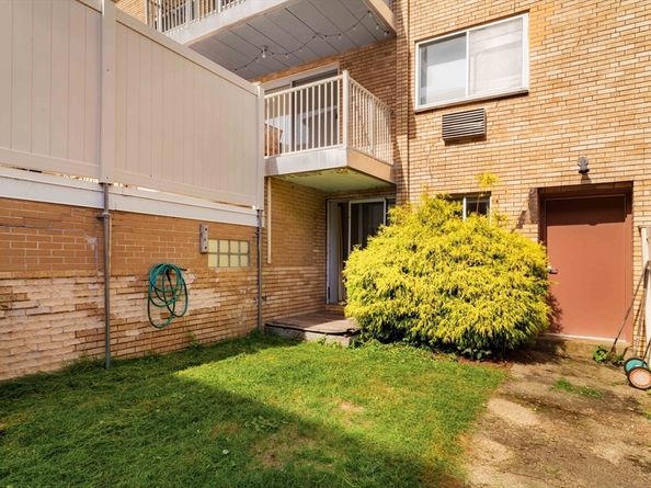 123 Sewall Ave LC, Brookline MA 02446