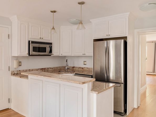 123 Sewall Ave LC, Brookline MA 02446