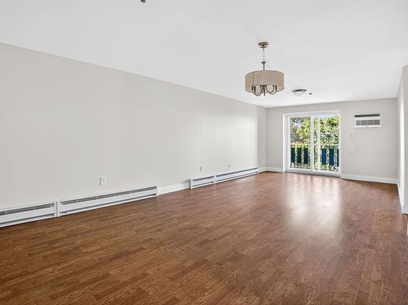 33 Lodgen Ct 4G, Malden MA 02148