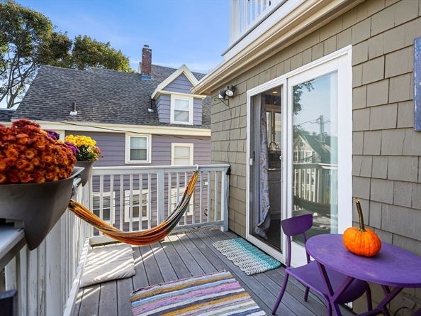 189 Burrill 2, Swampscott MA 01907