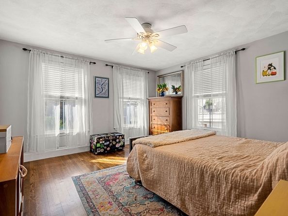 189 Burrill 2, Swampscott MA 01907