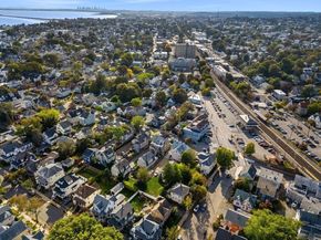 189 Burrill 2, Swampscott MA 01907