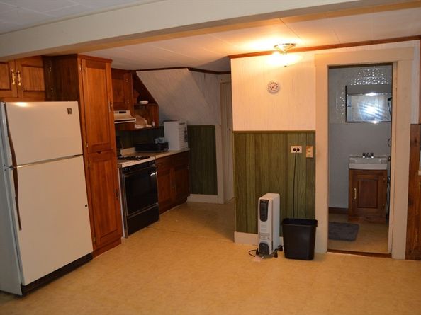 116 Pine St, Fitchburg MA 01420