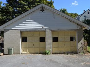 116 Pine St, Fitchburg MA 01420