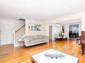 16 Duke St, Swampscott MA 01907
