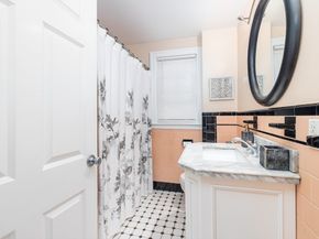 16 Duke St, Swampscott MA 01907