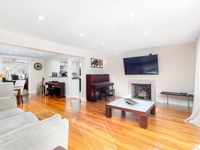 16 Duke St, Swampscott MA 01907
