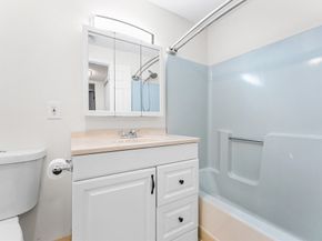 15 Bower Rd B2, Quincy MA 02169