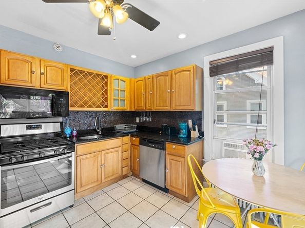 16 Mayfair St, Boston MA 02119