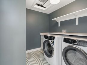 35 Richardson 2, Somerville MA 02145