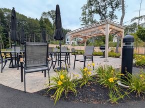 2 Winslow Ln 2302, Grafton MA 01519