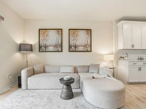 2 Winslow Ln 2302, Grafton MA 01519