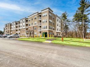 2 Winslow Ln 2302, Grafton MA 01519