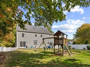 30 Broken Tree Rd, Medway MA 02053