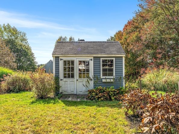 281 Whitney St, Northborough MA 01532