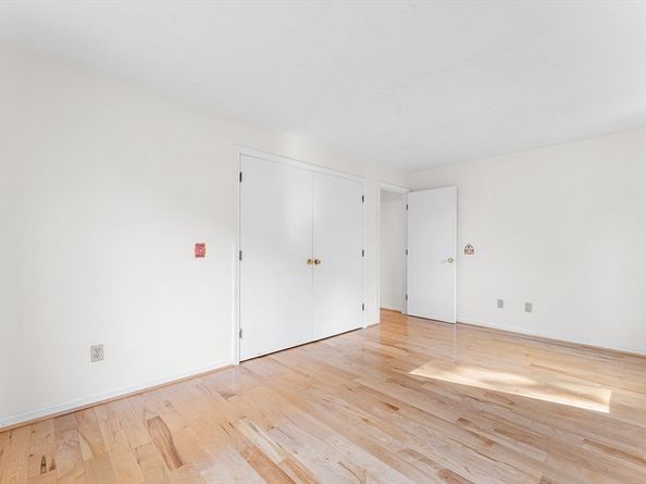 281 Whitney St, Northborough MA 01532