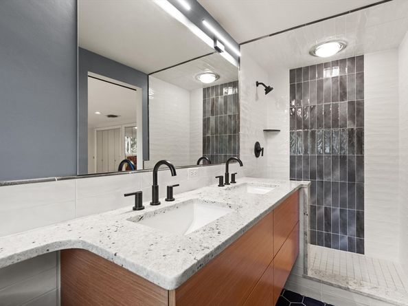 19 Selwyn, Newton MA 02461