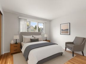19 Selwyn, Newton MA 02461