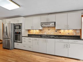 3 Leo Chasse Way, Framingham MA 01701