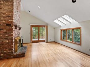 3 Leo Chasse Way, Framingham MA 01701