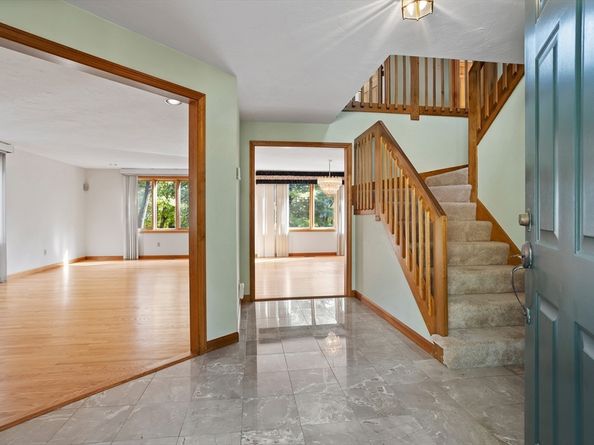 3 Leo Chasse Way, Framingham MA 01701